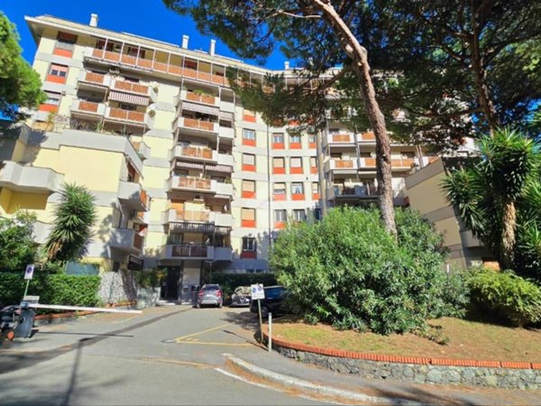 appartamento in vendita a Genova in zona Pegli