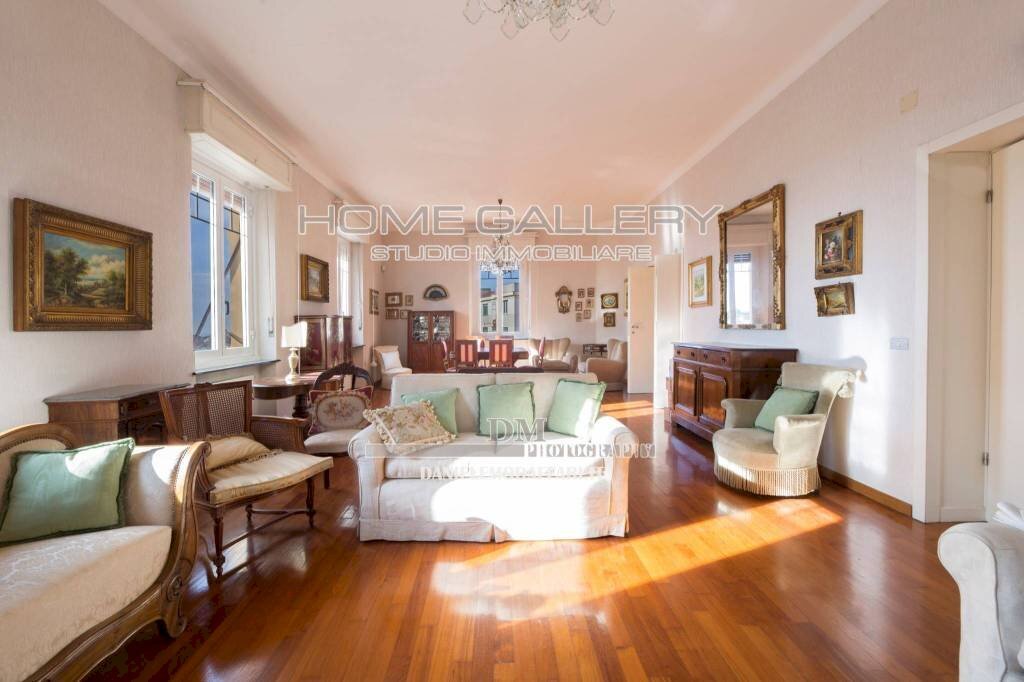 casa indipendente in vendita a Genova in zona Albaro