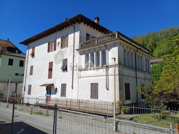 appartamento in vendita ad Isola del Cantone
