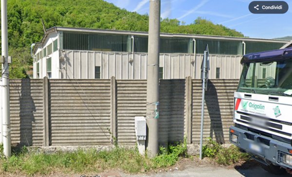 casa indipendente in vendita ad Isola del Cantone