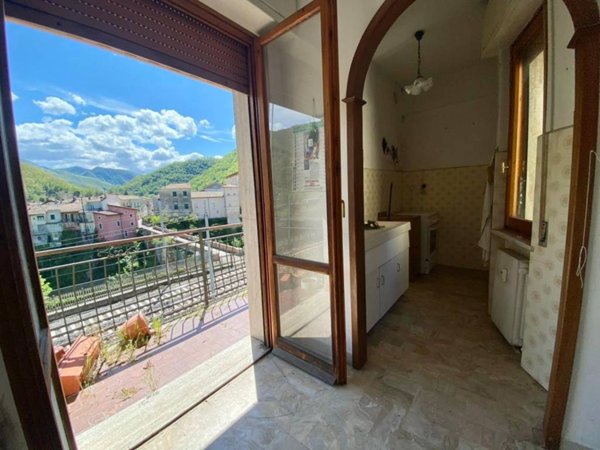 appartamento in vendita ad Isola del Cantone
