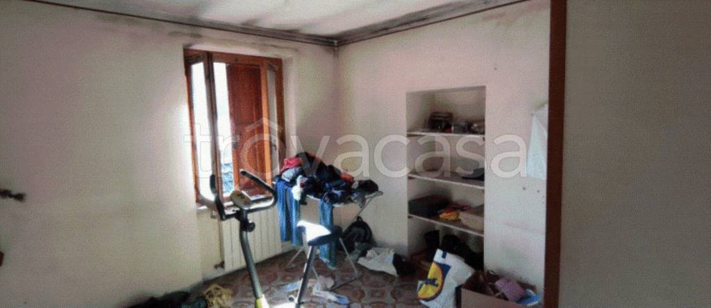 appartamento in vendita ad Isola del Cantone in zona Mereta