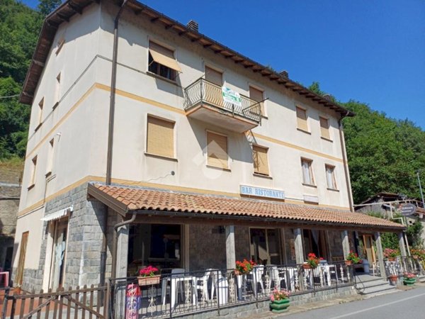 appartamento in vendita ad Isola del Cantone in zona Vobbietta