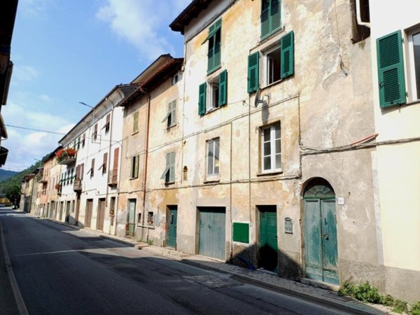 appartamento in vendita ad Isola del Cantone