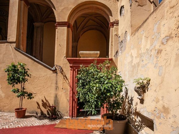 villa in vendita ad Isola del Cantone