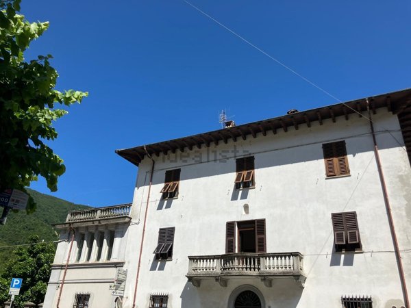 appartamento in vendita ad Isola del Cantone