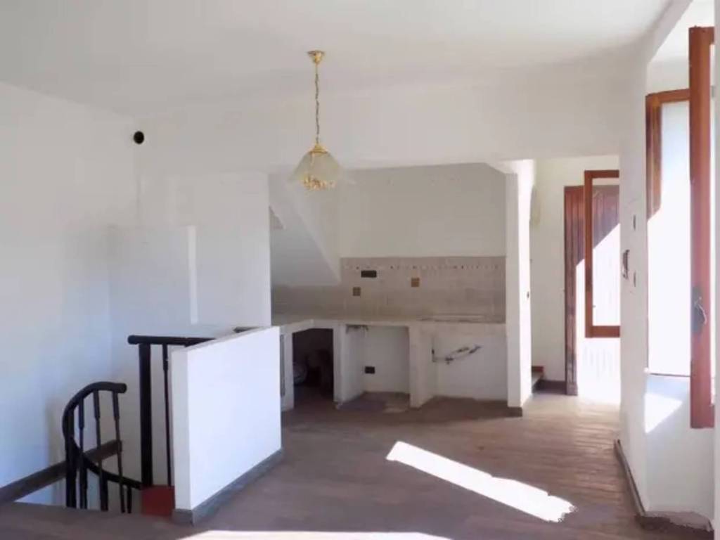 appartamento in vendita ad Isola del Cantone