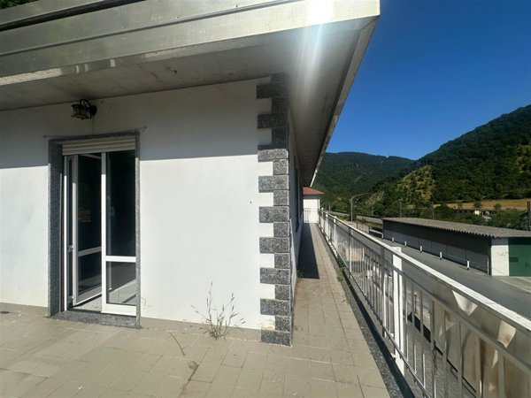 appartamento in vendita ad Isola del Cantone