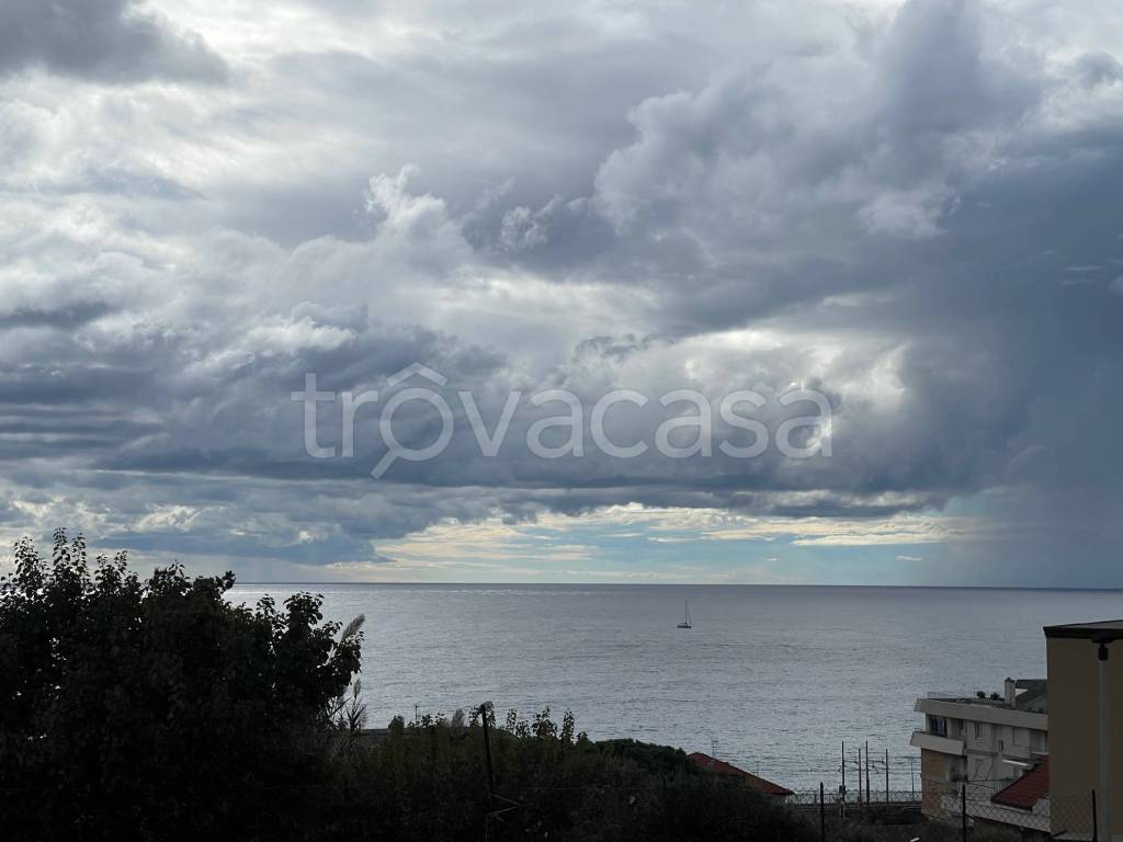 appartamento in vendita a Lavagna