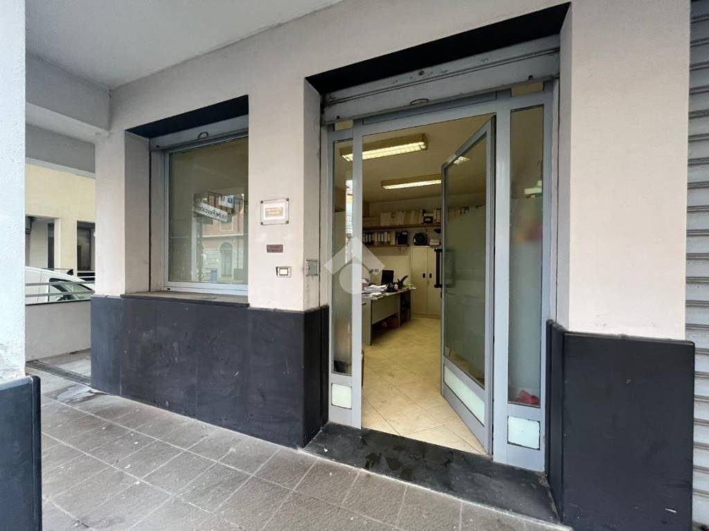 negozio in vendita a Lavagna