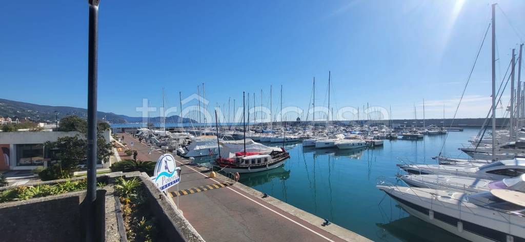 appartamento in vendita a Lavagna