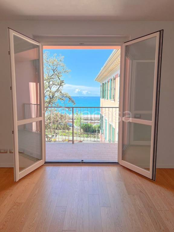 appartamento in vendita a Lavagna