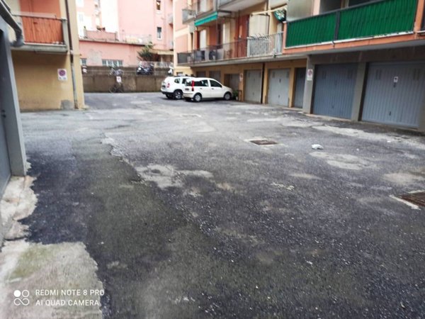 locale di sgombero in vendita a Lavagna