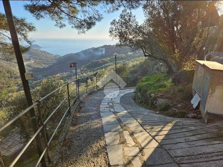 locale di sgombero in vendita a Lavagna