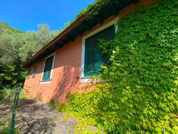 casa indipendente in vendita a Lavagna