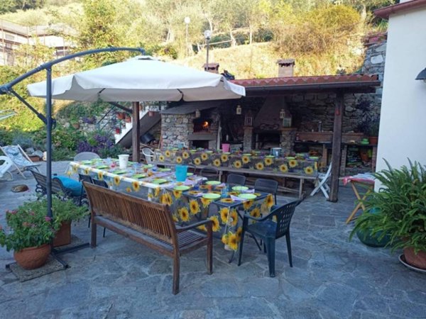 casa indipendente in vendita a Lavagna