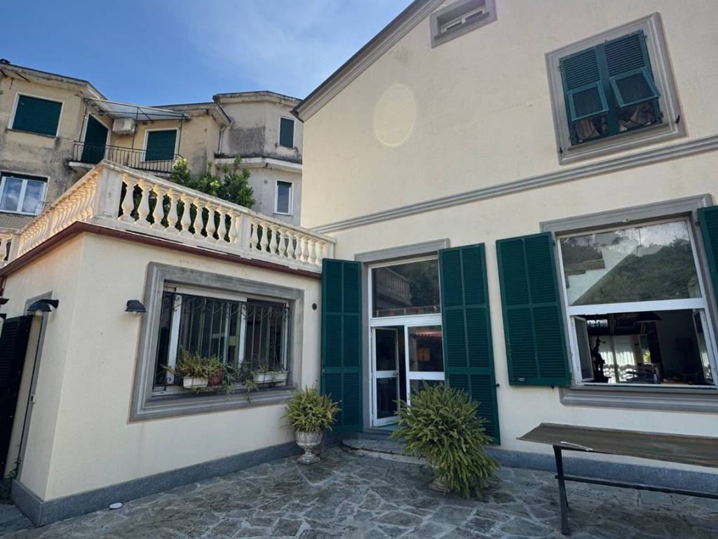 casa indipendente in vendita a Lavagna