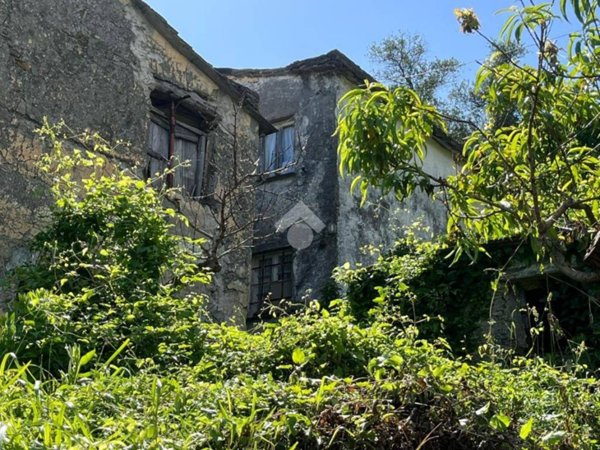 casa indipendente in vendita a Lavagna