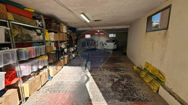 locale di sgombero in vendita a Lavagna