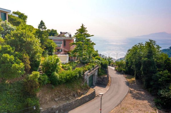casa indipendente in vendita a Lavagna