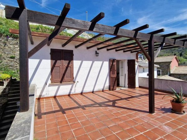 casa indipendente in vendita a Lavagna