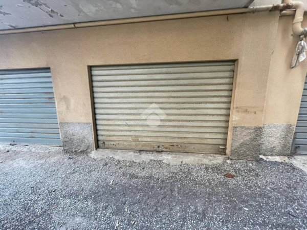 locale di sgombero in vendita a Lavagna