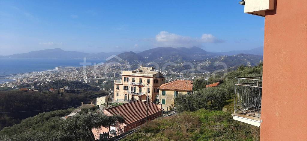 casa indipendente in vendita a Lavagna