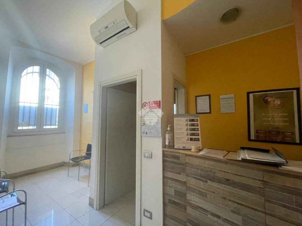 ufficio in vendita a Lavagna