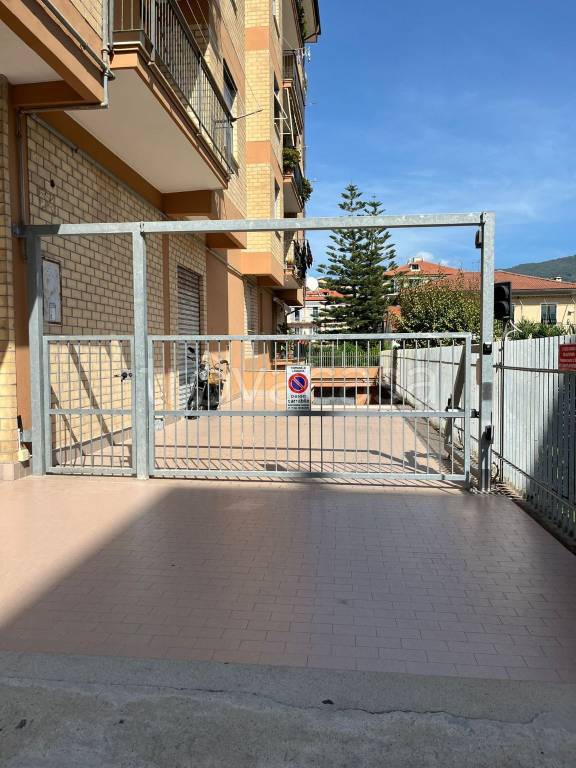 ufficio in vendita a Lavagna