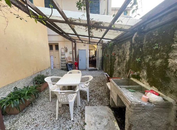 casa indipendente in vendita a Lavagna