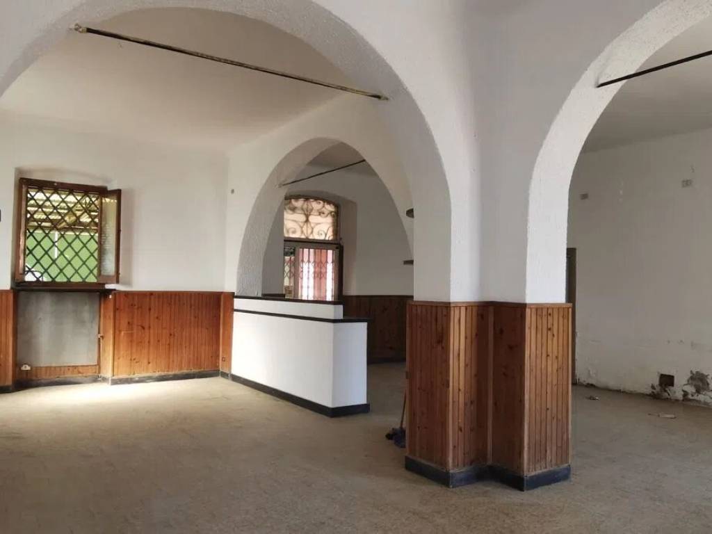 negozio in vendita a Lavagna