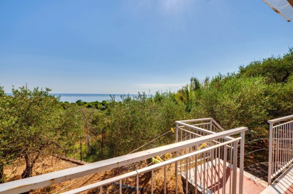 casa indipendente in vendita a Lavagna