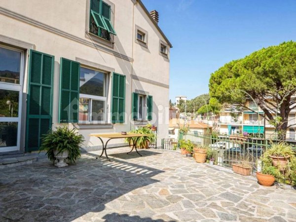 casa indipendente in vendita a Lavagna