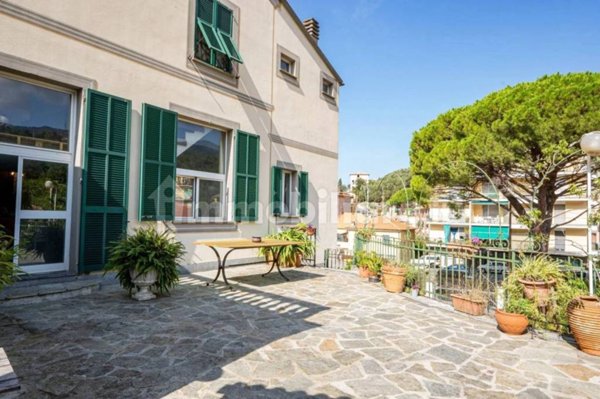 casa indipendente in vendita a Lavagna