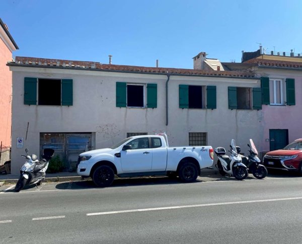 casa semindipendente in vendita a Lavagna