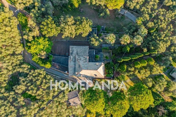 casa indipendente in vendita a Lavagna