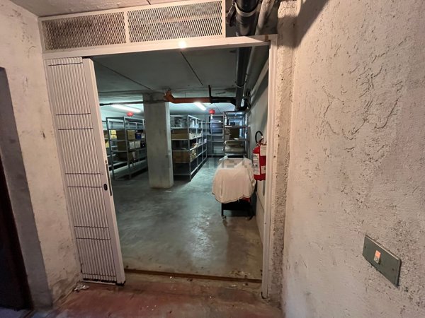 locale di sgombero in vendita a Lavagna