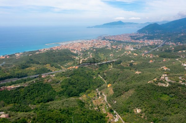 casa indipendente in vendita a Lavagna