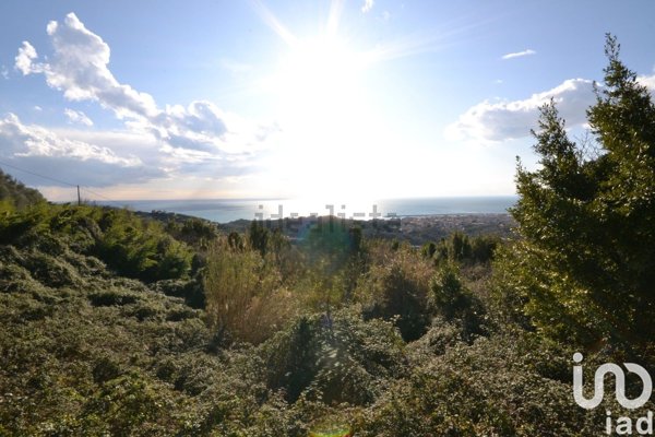 casa indipendente in vendita a Lavagna