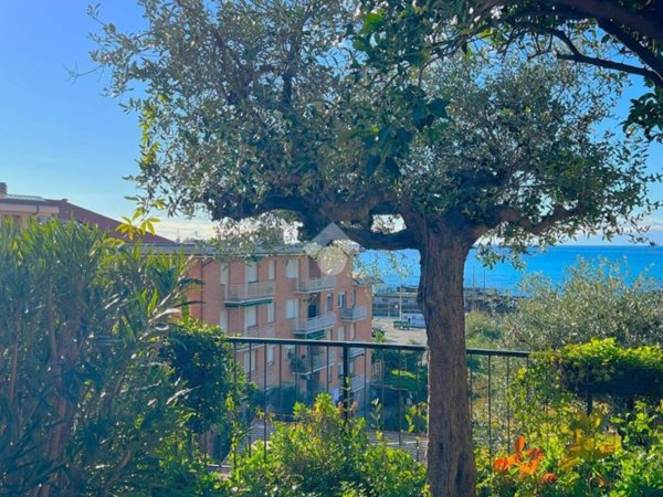 appartamento in vendita a Lavagna