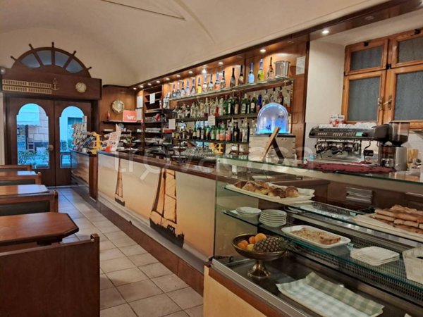 negozio in vendita a Lavagna
