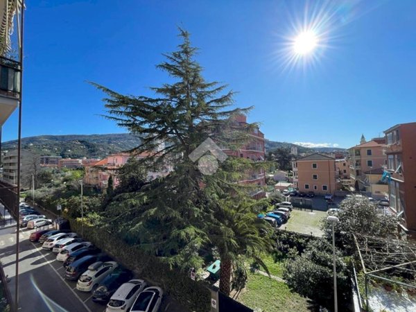 casa indipendente in vendita a Lavagna