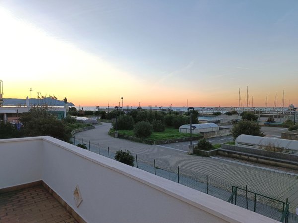 appartamento in vendita a Lavagna