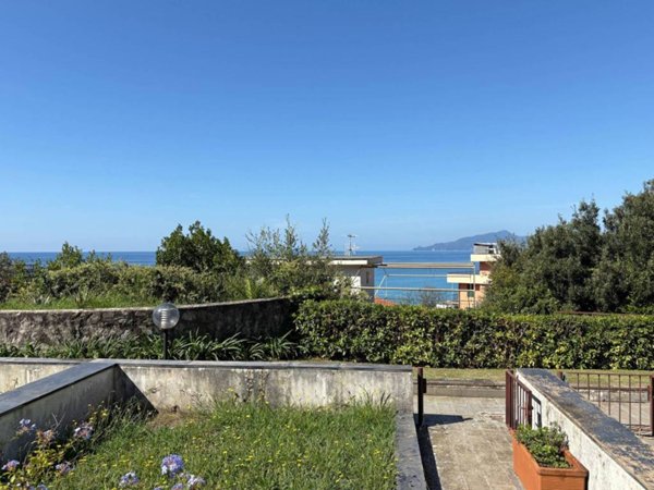 appartamento in vendita a Lavagna