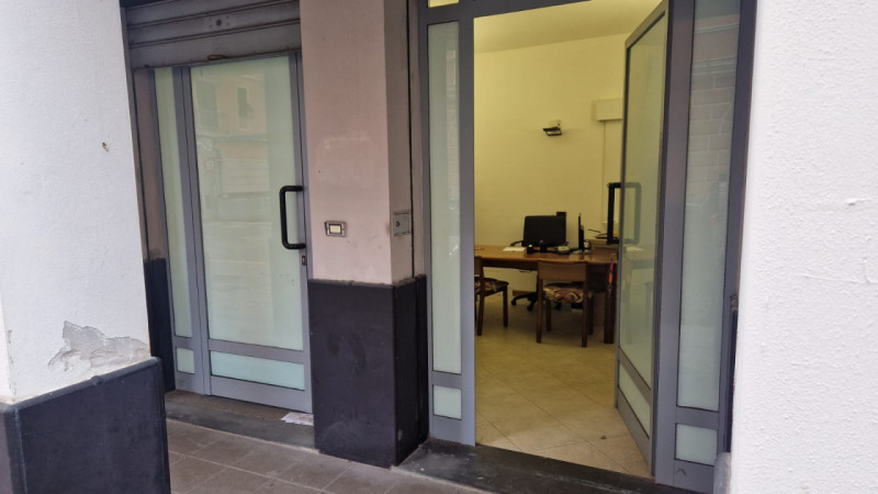 negozio in vendita a Lavagna