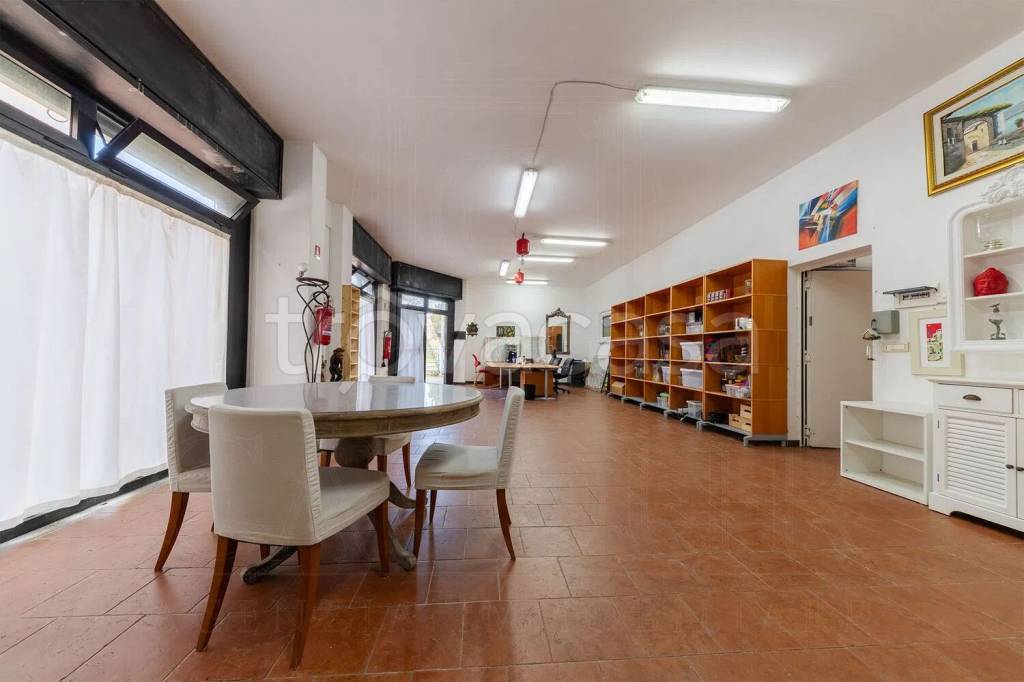 negozio in vendita a Lavagna