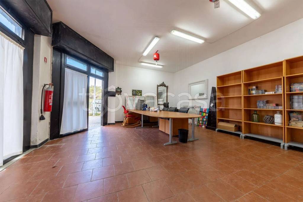 negozio in vendita a Lavagna