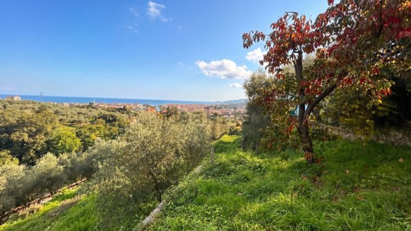 casa indipendente in vendita a Lavagna