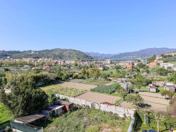 appartamento in vendita a Lavagna