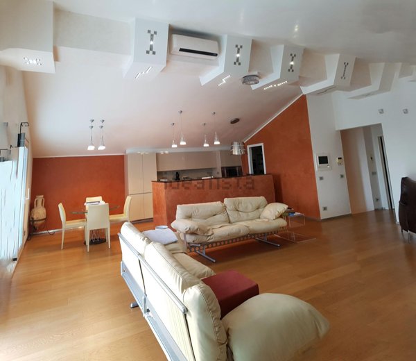 casa indipendente in vendita a Lavagna
